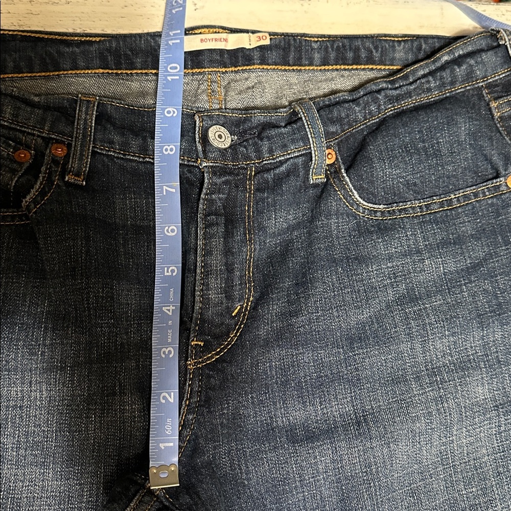 Levi’s Boyfriend Jeans Size 30 - Picture 6 of 12